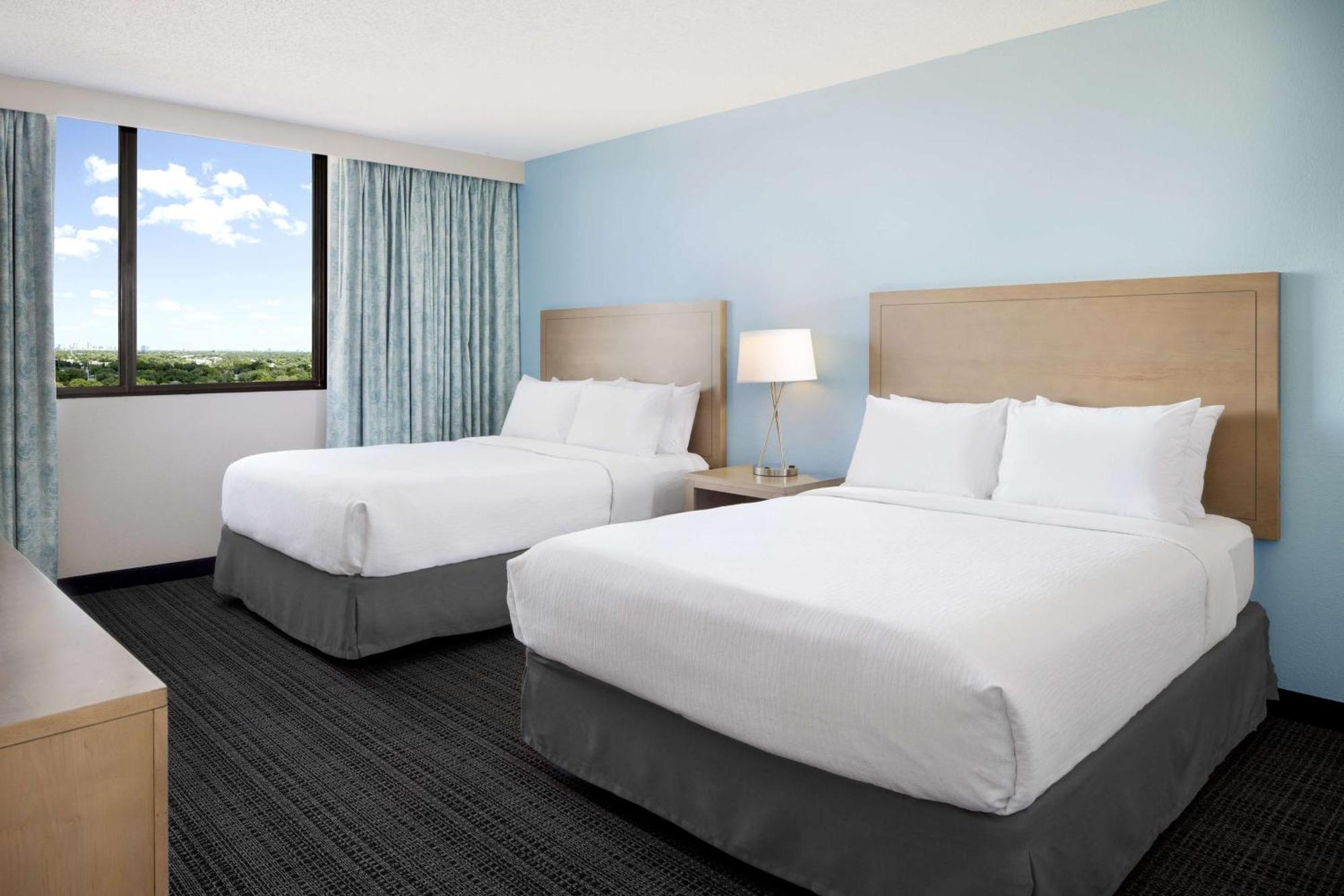 Embassy Suites By Hilton Tampa Airport Westshore Exterior foto